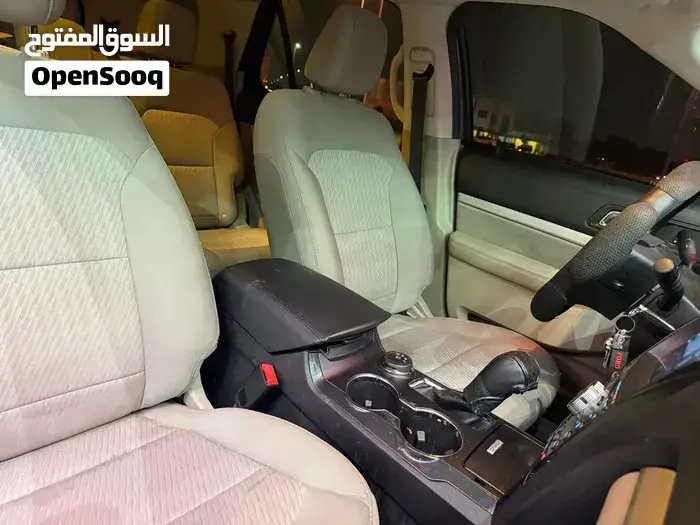 Ford Explorer 2018 photo 4