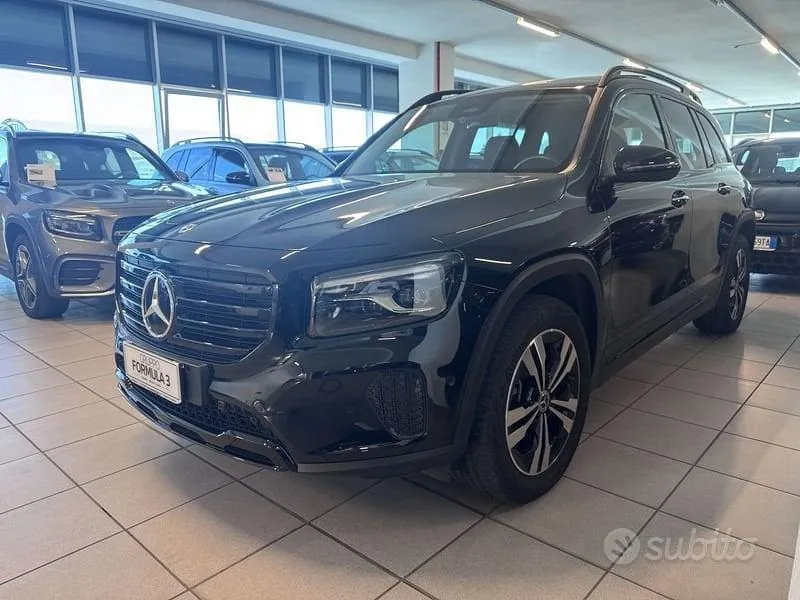Mercedes-Benz Glb