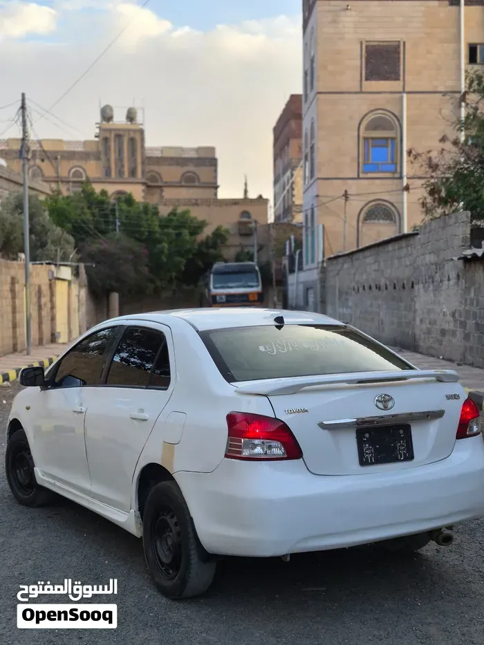 Toyota Yaris 2009 photo 4