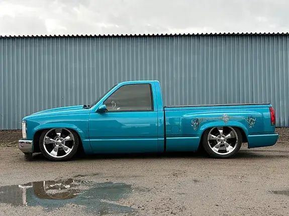 GMC Sierra 1990 photo 2