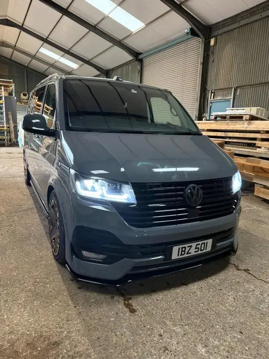 Volkswagen Transporter 2020 photo 2