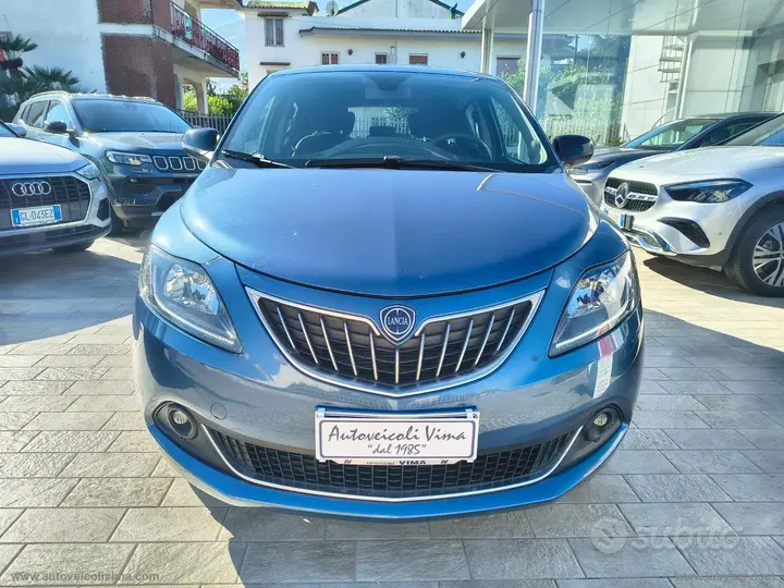 Lancia Ypsilon 2021 photo 2