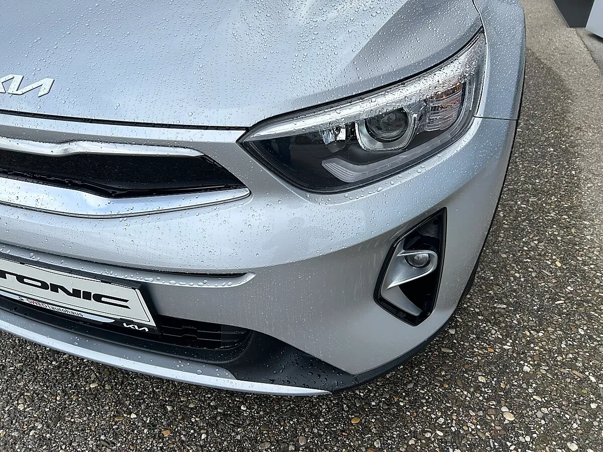 Kia Stonic 2023 photo 3