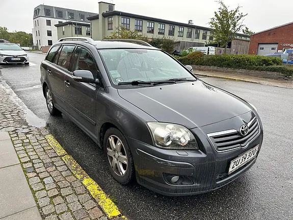 Toyota Avensis 2006 photo 3
