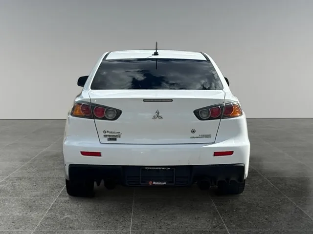 Mitsubishi Lancer Evolution 2014 photo 5
