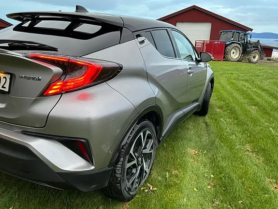 Toyota C-Hr 2019 photo 5