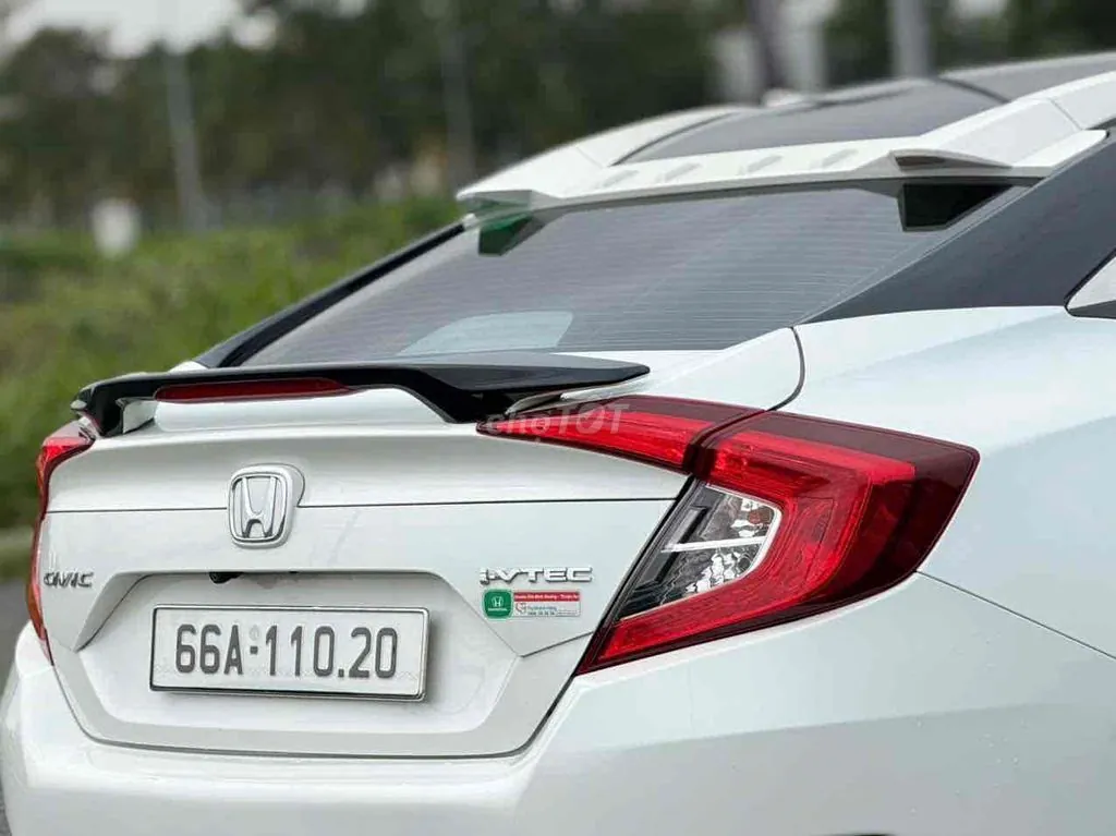 Honda Civic 2019 photo 4