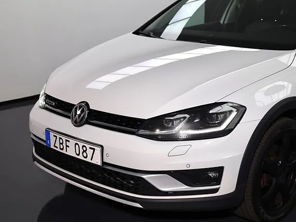 Volkswagen Golf Alltrack 2018 photo 2