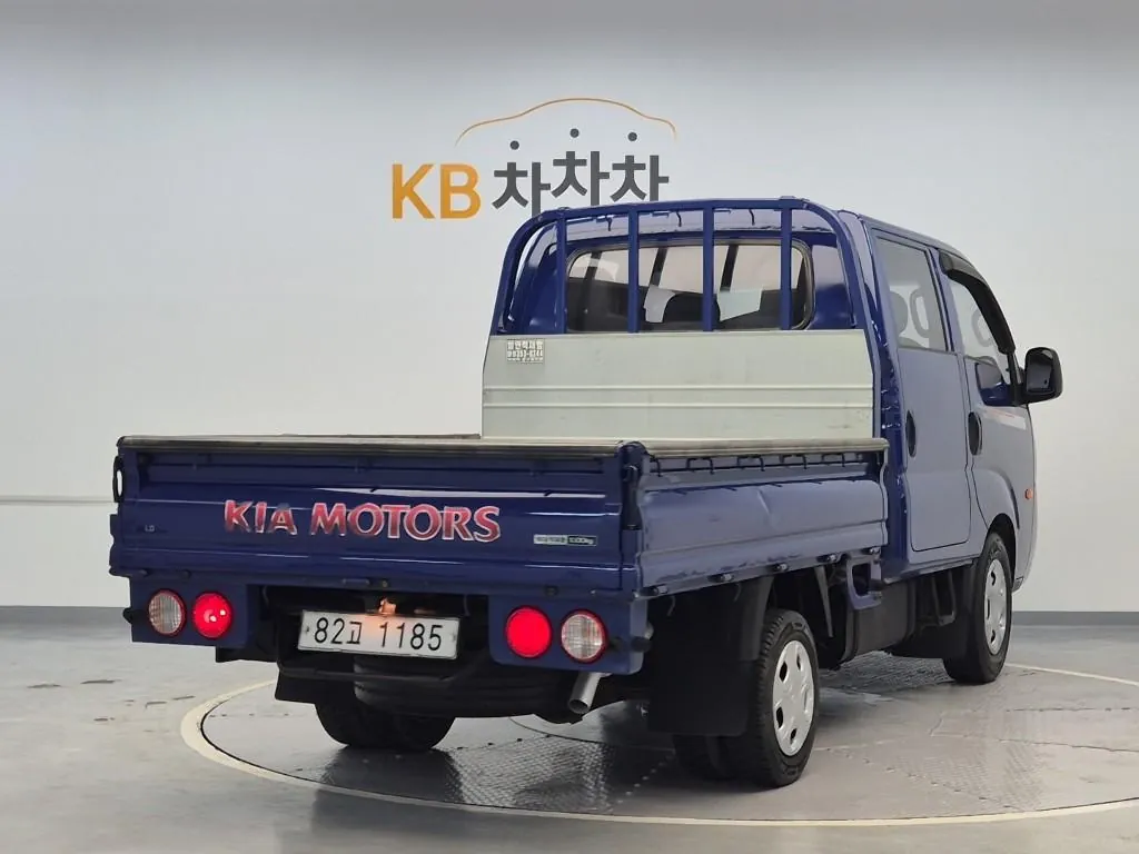 Kia Bongo 2012 photo 3