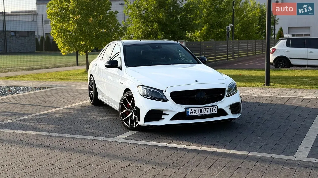 Mercedes-Benz C-Class