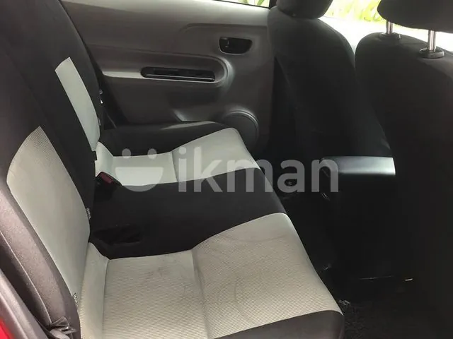 Toyota Aqua 2013 photo 5