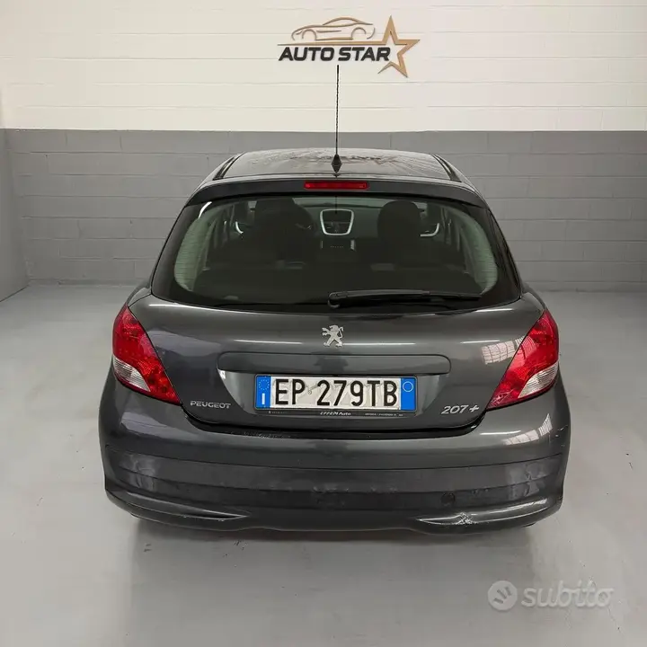 Peugeot 207 2013 photo 3