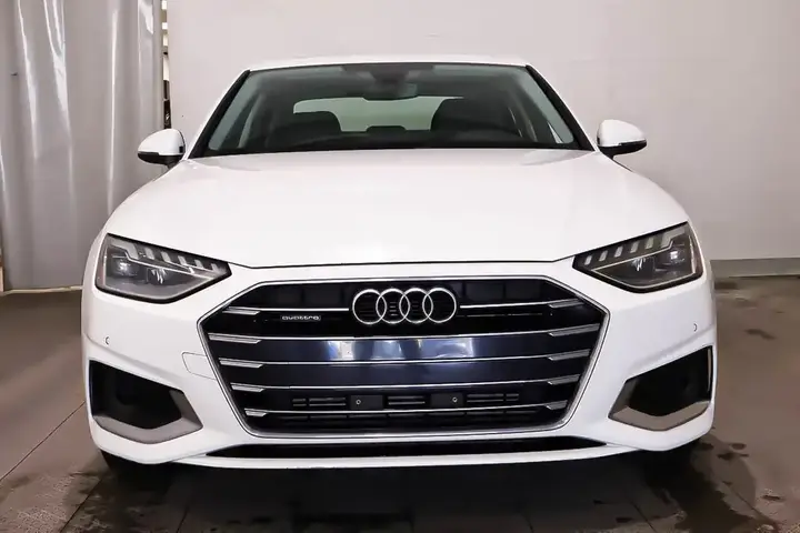 Audi A4 2021 photo 2