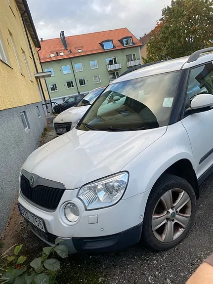 Skoda Yeti 2011 photo 2