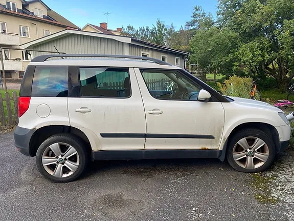 Skoda Yeti 2011 photo 3