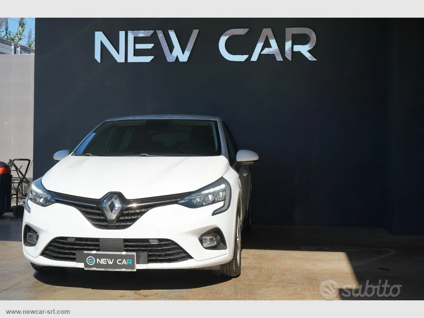 Renault Clio 2022 photo 2