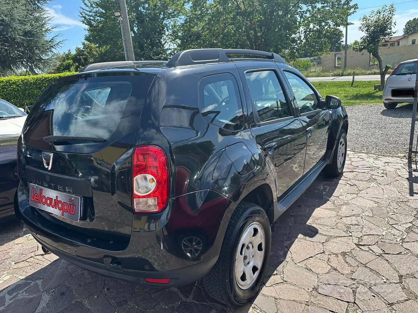Dacia Duster 2012 photo 4