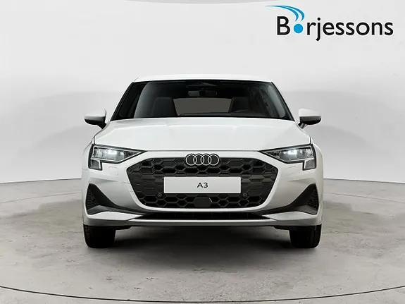 Audi A3 2027 photo 2