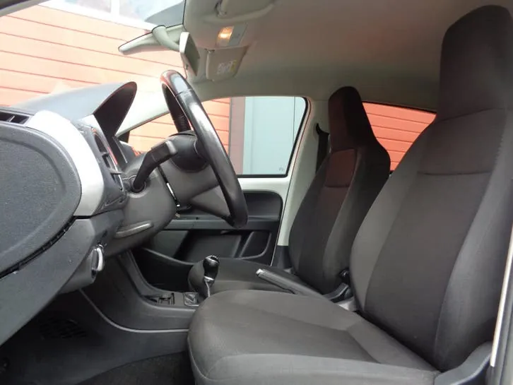 Seat Mii 2015 photo 2