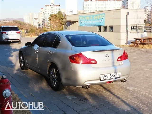 Infiniti G35 2008 photo 4