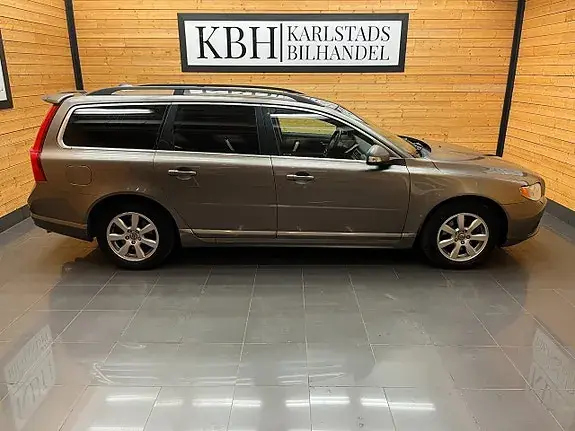 Volvo V70 2011 photo 5
