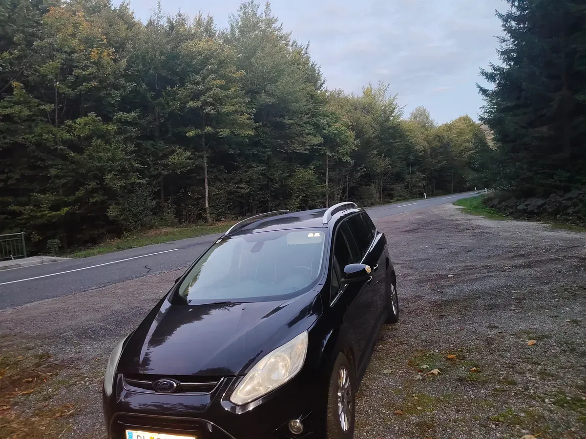 Ford C-Max 2012 photo 3