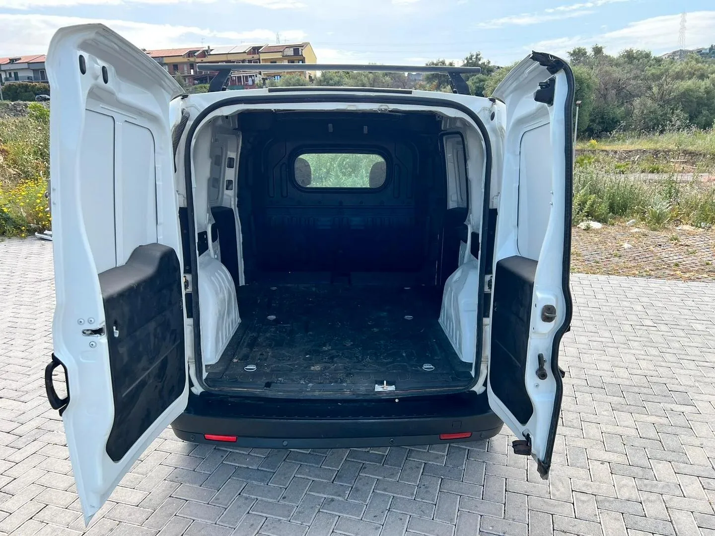 Fiat Doblo 2014 photo 4