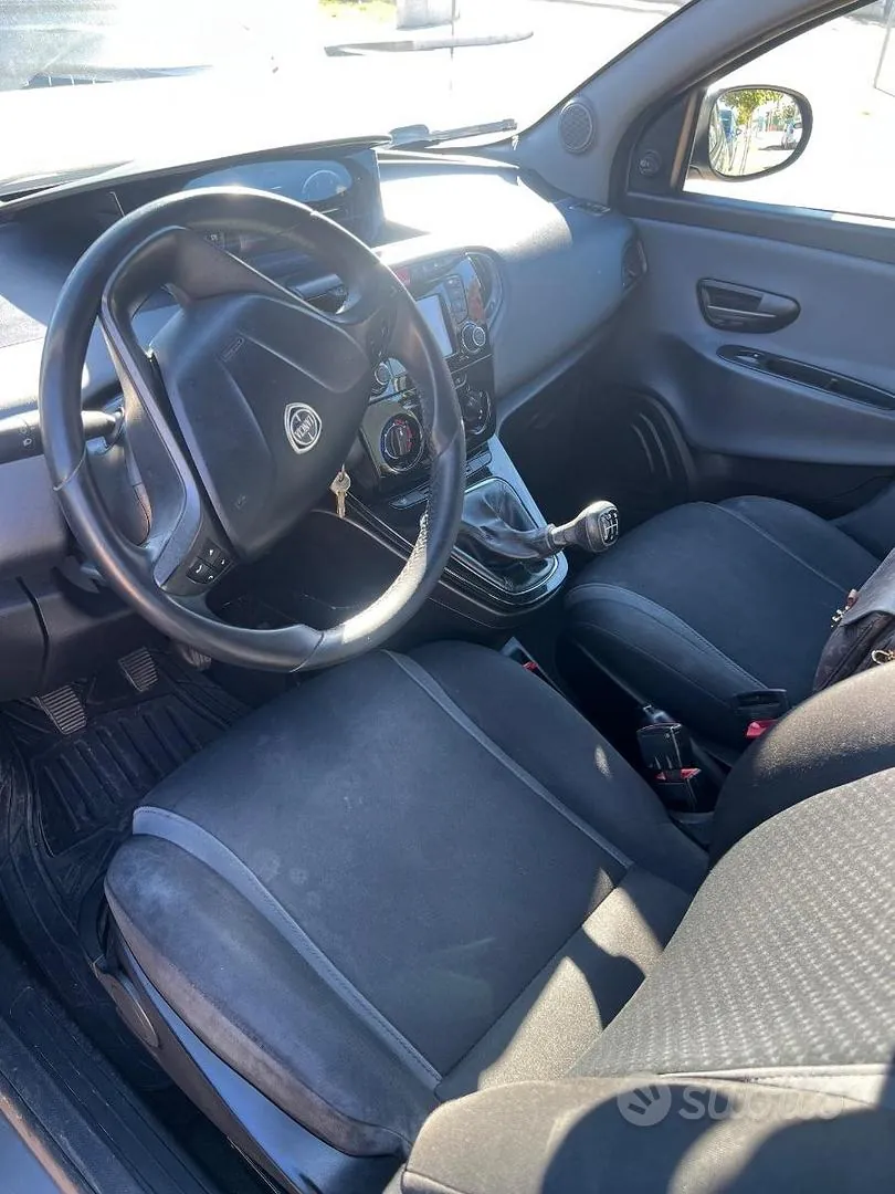 Lancia Ypsilon 2017 photo 4