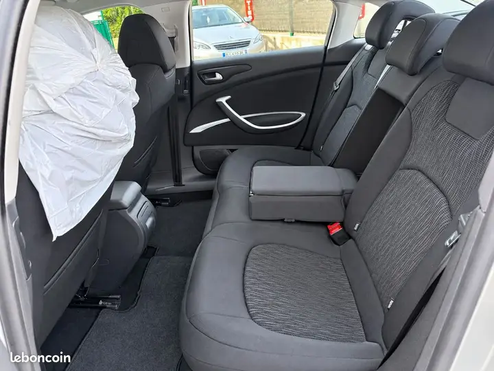 Citroen C5 2013 photo 4