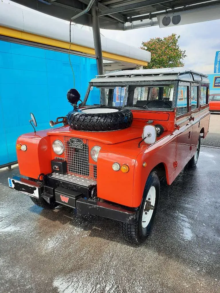 Land Rover Defender 1964 photo 2