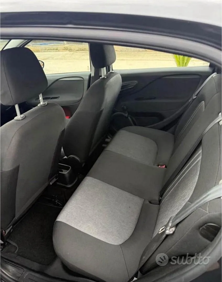 Fiat Punto 2014 photo 4