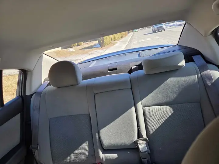 Nissan Sentra 2011 photo 2