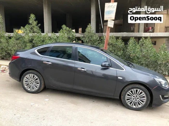 Opel Astra 2013 photo 5