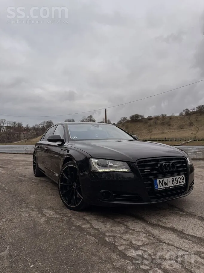 Audi A8L
