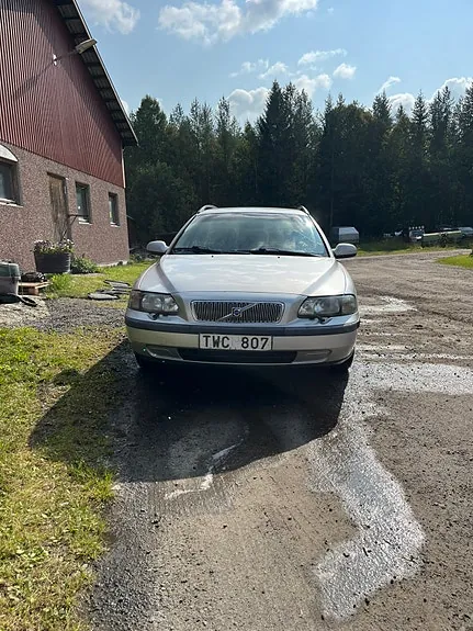 Volvo V70 2003 photo 2