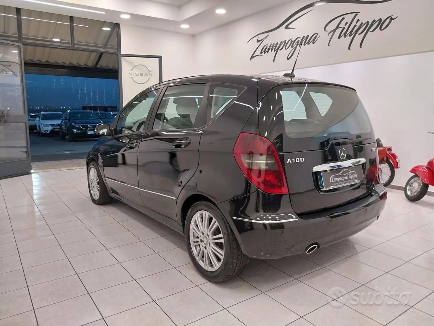 Mercedes-Benz A 2010 photo 3