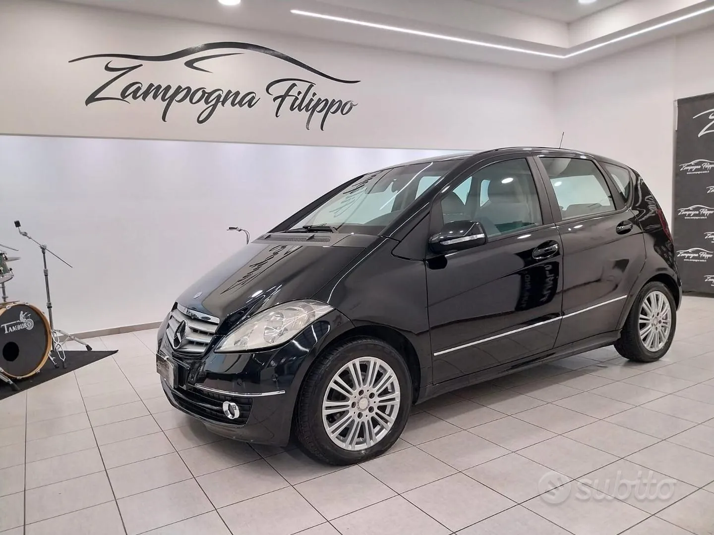 Mercedes-Benz A 2010 photo 2