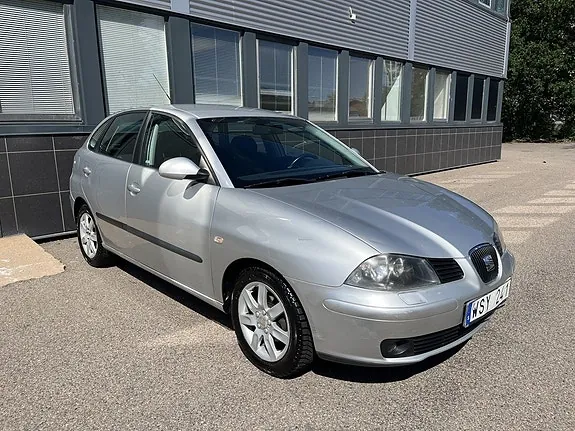 Seat Ibiza 2005 photo 3