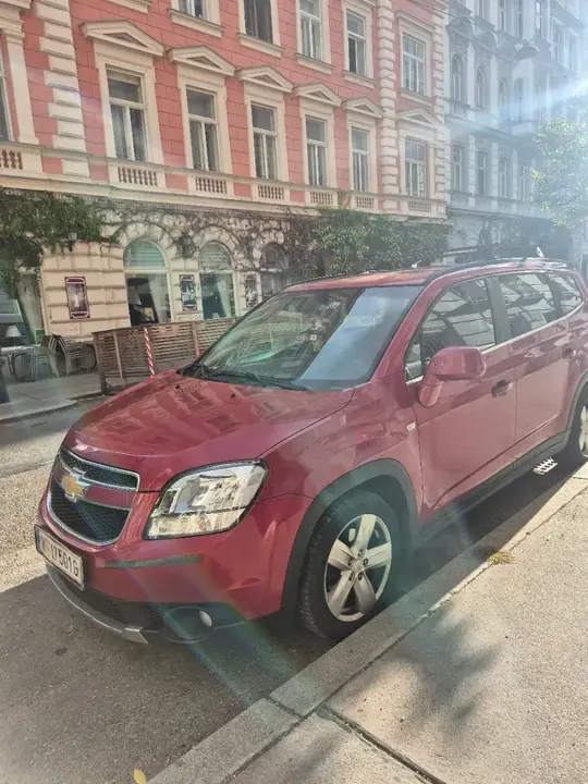 Chevrolet Orlando 2012 photo 2