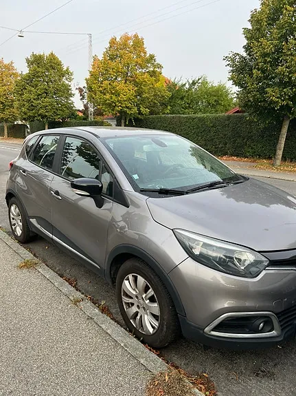 Renault Captur 2015 photo 2