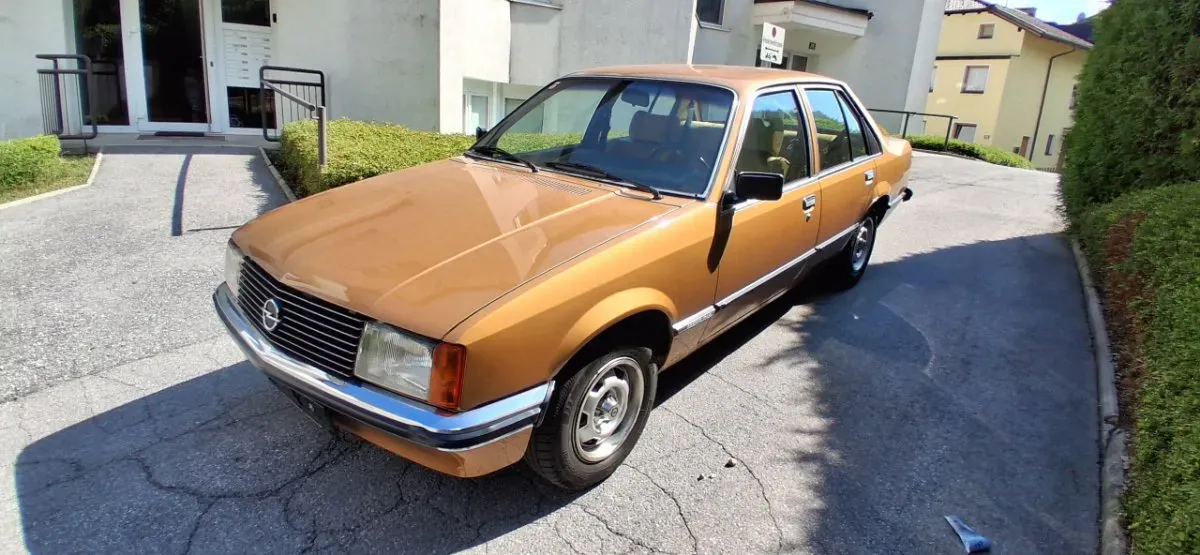 Opel Rekord 1979 photo 3