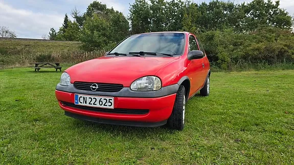 Opel Corsa 1998 photo 2