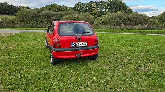 Opel Corsa 1998 photo 4