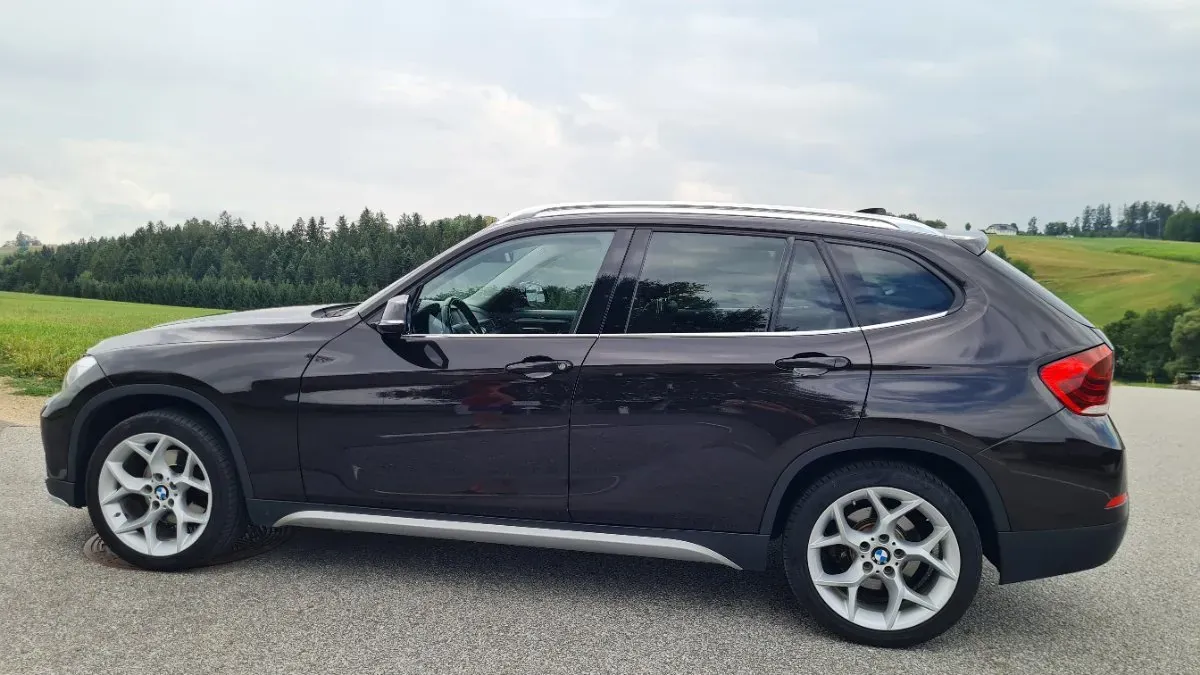 BMW X1 2015 photo 2