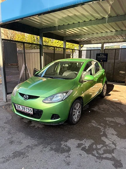 Mazda 2