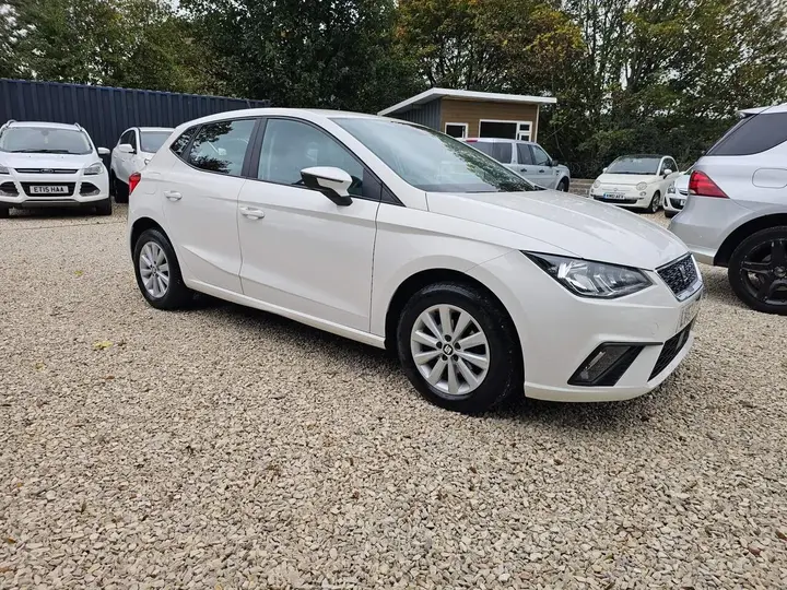 Seat Ibiza 2017 photo 2
