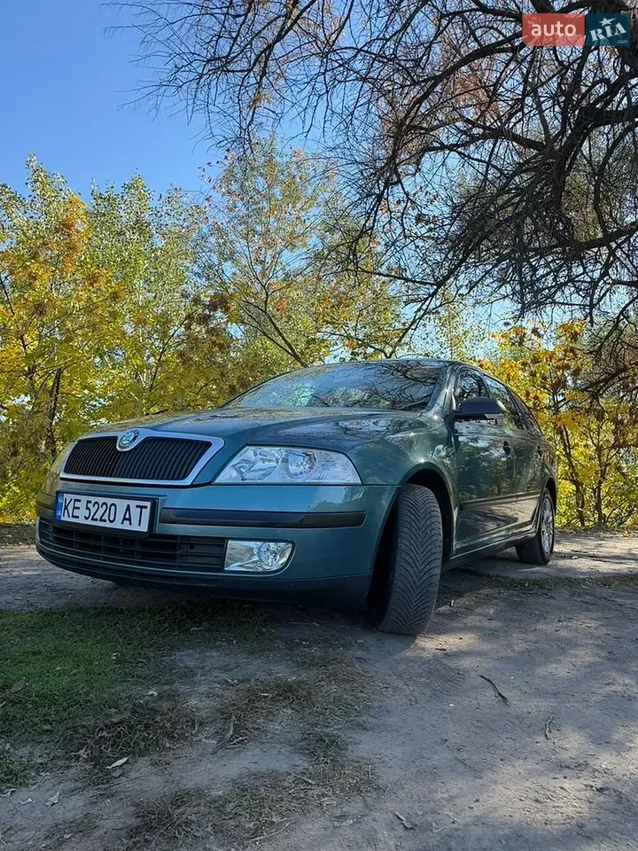 Skoda Octavia 2005 photo 2