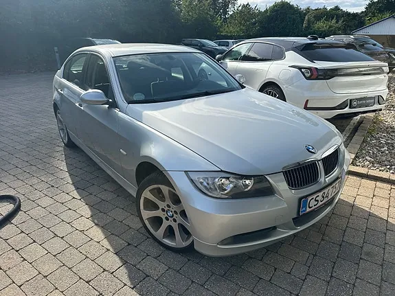 BMW 320I