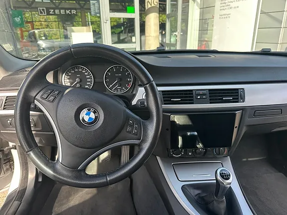 BMW 320I 2007 photo 3