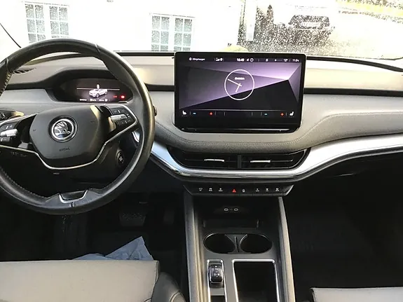 Skoda Enyaq 2022 photo 4